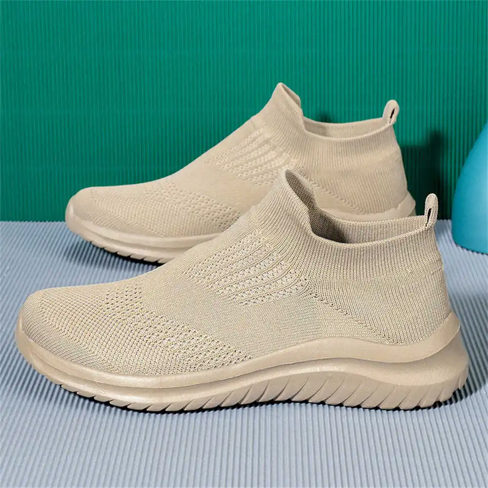 Sepatu olahraga pria, krem lem - Home Office News Uk ulasan dan harga