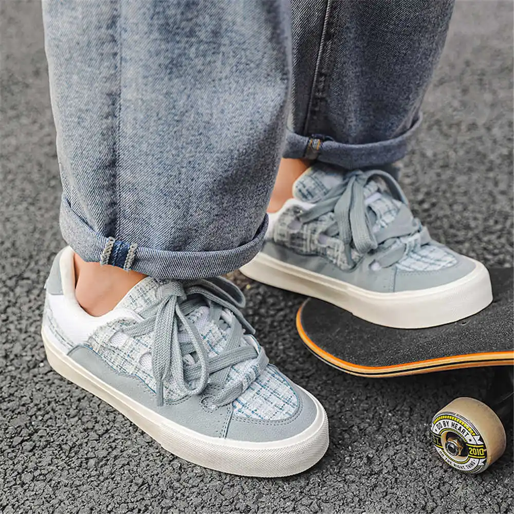 Sepatu bot krem wanita, dengan - Home Office News Uk ulasan dan harga